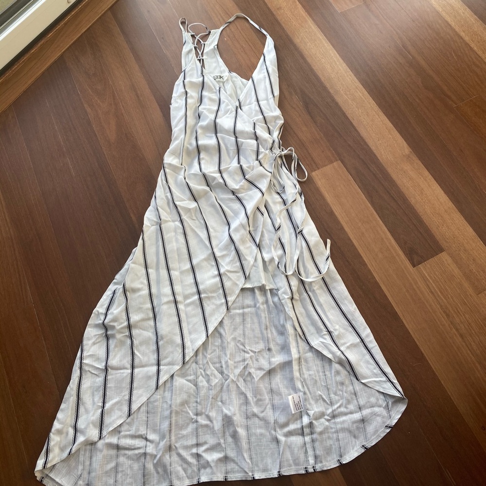 LF WRAP DRESS